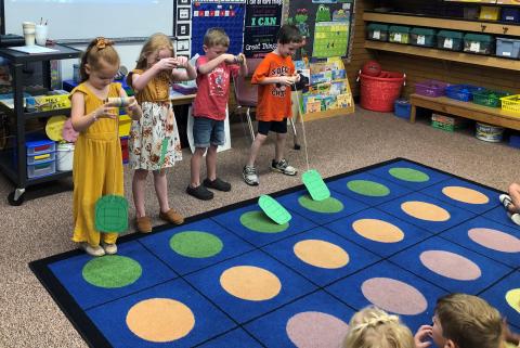 Turtle Races in kindergarten